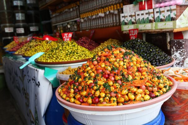 6) Maîtrisez l'art du couscous marocain : "un voyage culinaire authentique" – Image 4